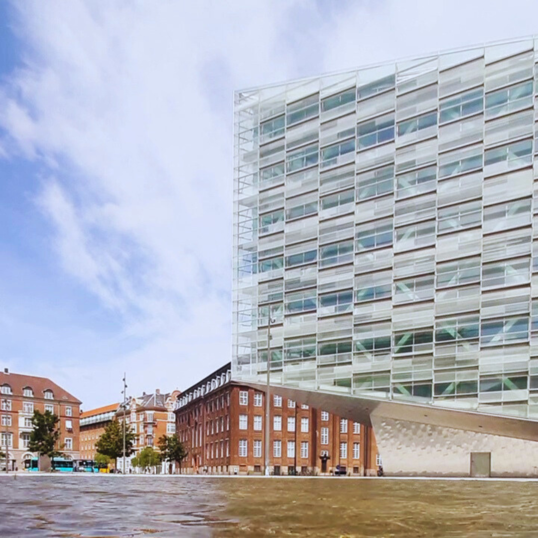 Offices building Krystallen on Kalvebod Pier